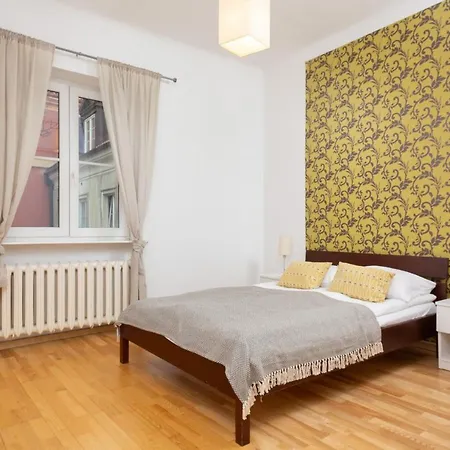 Apartment New Town By Renters